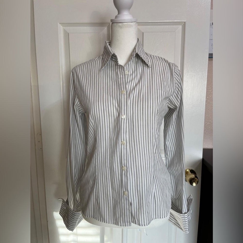 Code CB bleu Long sleeve striped blouse with collar and buttons (F)